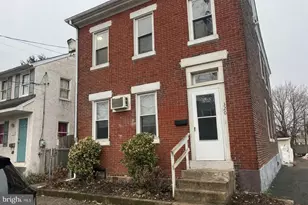 320 South St, Pottstown, PA 19464 - Photo 1