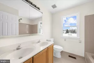 817 Arrowhead Ln, Harleysville, PA 19438 - Photo 39