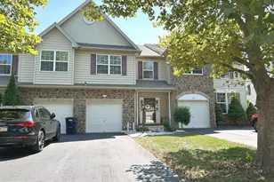 122 Providence Ln, Lansdale, PA 19446 - Photo 1