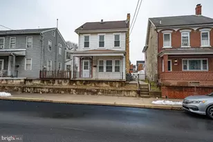 431 Cherry St, Pottstown, PA 19464 - Photo 1