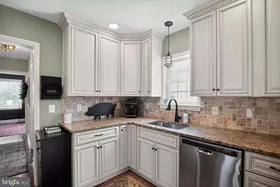 323 W Waverly Road, Glenside, PA 19038 - Photo 15