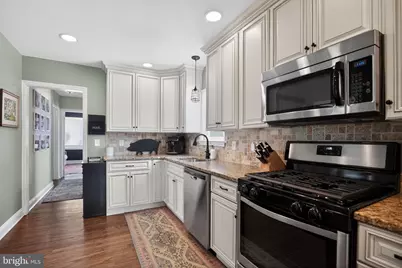 323 W Waverly Road, Glenside, PA 19038 - Photo 13