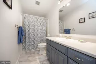 104 Lilac Pl, Royersford, PA 19468 - Photo 17