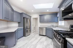 104 Lilac Pl, Royersford, PA 19468 - Photo 7