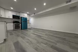 45 E High St, Pottstown, PA 19464 - Photo 3