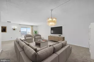 11205 Valley Forge Cir, King of Prussia, PA 19406 - Photo 5