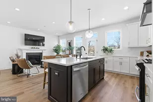 131 Charles Ln, Harleysville, PA 19438 - Photo 13