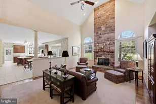 2594 Hillcrest Dr, Lansdale, PA 19446 - Photo 13