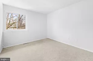 22 Fitzwatertown Rd, Willow Grove, PA 19090 - Photo 19