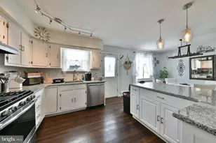 1653 Fitzwatertown Rd, Willow Grove, PA 19090 - Photo 11