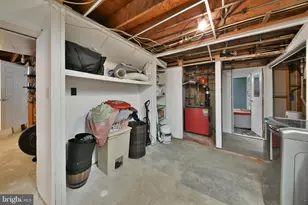 1653 Fitzwatertown Rd, Willow Grove, PA 19090 - Photo 27