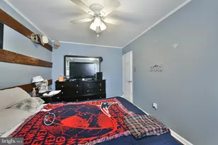 1653 Fitzwatertown Rd, Willow Grove, PA 19090 - Photo 17