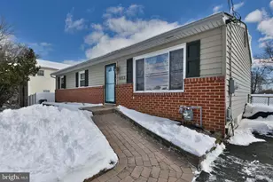 1653 Fitzwatertown Rd, Willow Grove, PA 19090 - Photo 3