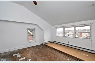 54 W Chestnut Street, Souderton, PA 18964 - Photo 35