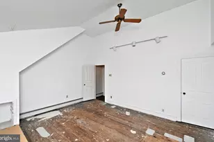 54 W Chestnut St, Souderton, PA 18964 - Photo 37