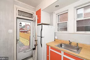 54 W Chestnut St, Souderton, PA 18964 - Photo 21