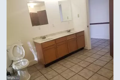 205 Noble Street, Norristown, PA 19401 - Photo 5