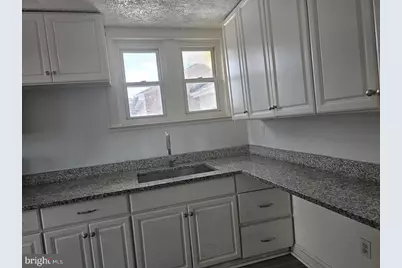 33 E Jacoby Street, Norristown, PA 19401 - Photo 3