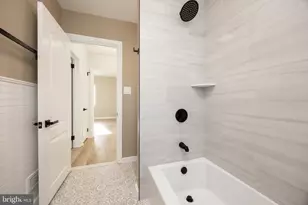 648 Shoemaker Ln, King of Prussia, PA 19406 - Photo 13