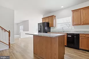 1512 Aspen Dr, Pottstown, PA 19464 - Photo 7