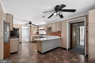 2918 7th St, Norristown, PA 19403 - Photo 9