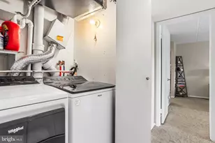 21439 Valley Forge Cir, King of Prussia, PA 19406 - Photo 27