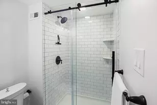 21439 Valley Forge Cir, King of Prussia, PA 19406 - Photo 19