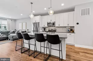 329 Chestnut St, Collegeville, PA 19426 - Photo 7