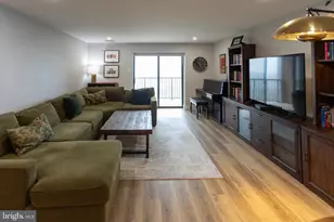 11309 Valley Forge Cir, King of Prussia, PA 19406 - Photo 9