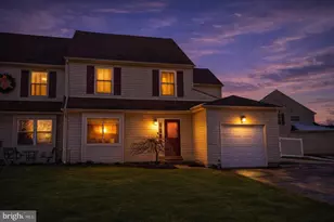 2331 Cambridge Cir, Hatfield, PA 19440 - Photo 1