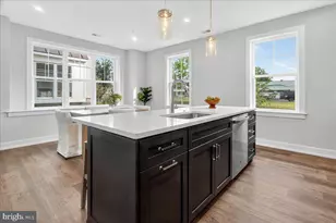 411 Isabelle Ct, Harleysville, PA 19438 - Photo 15