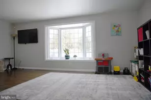 546 Locust St, Collegeville, PA 19426 - Photo 11