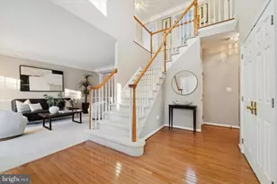 218 Hazeltine Cir, Blue Bell, PA 19422 - Photo 3