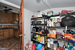 406 S 3rd Ave, Royersford, PA 19468 - Photo 19