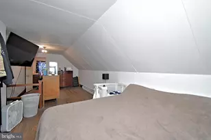 406 S 3rd Ave, Royersford, PA 19468 - Photo 35