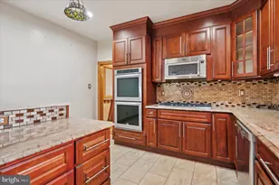 7947 Montgomery Ave, Elkins Park, PA 19027 - Photo 13