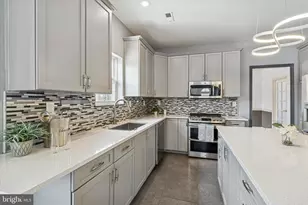 1003 Clover Mill Cir, Collegeville, PA 19426 - Photo 11