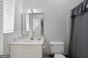 102 Clover Leaf Ln, North Wales, PA 19454 - Photo 21