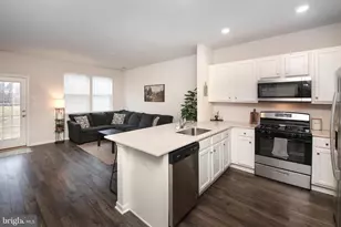 854 Peaceful Ln, Pennsburg, PA 18073 - Photo 3