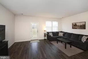 854 Peaceful Ln, Pennsburg, PA 18073 - Photo 7