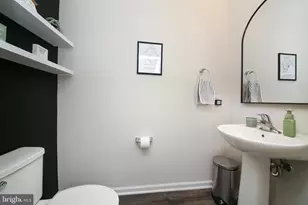 854 Peaceful Ln, Pennsburg, PA 18073 - Photo 9