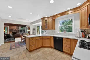 2119 County Line Rd, Villanova, PA 19085 - Photo 7