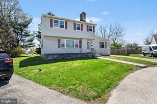 1701 Harmon Rd, Conshohocken, PA 19428 - Photo 3