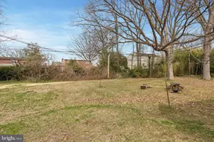 621 Hamilton St, Norristown, PA 19401 - Photo 15