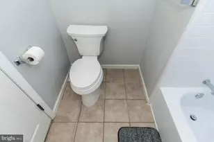 410 Avenue D, Horsham, PA 19044 - Photo 27