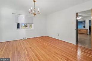 3219 E Hayes Rd, Norristown, PA 19403 - Photo 17