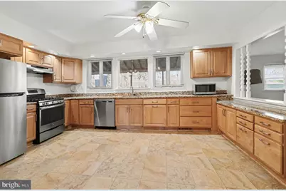 3219 E Hayes Road, Norristown, PA 19403 - Photo 7