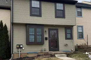 204 Livingston Ct, North Wales, PA 19454 - Photo 1