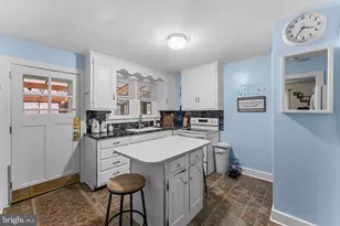 859 Walnut St, Royersford, PA 19468 - Photo 11