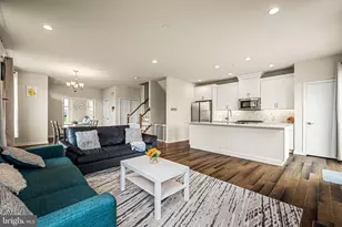 49 Tamarack Cir, Eagleville, PA 19403 - Photo 9